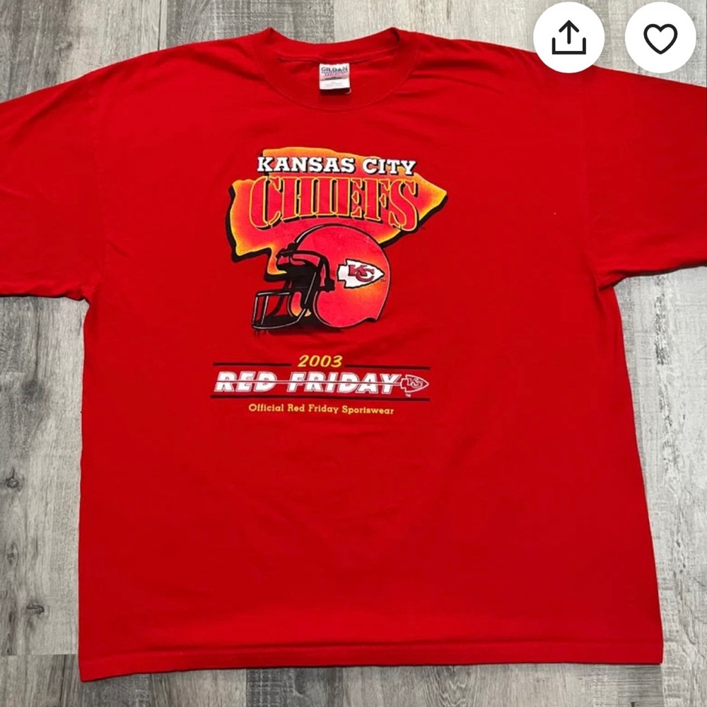 Vintage "Kansas City Chiefs" Red Friday T-Shirt